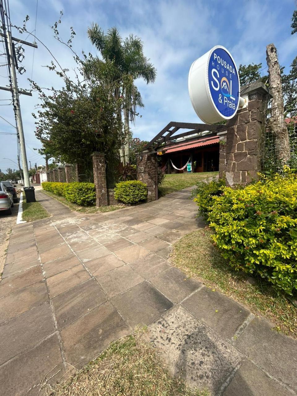 Pousada House Sol & Praia 托雷斯 外观 照片